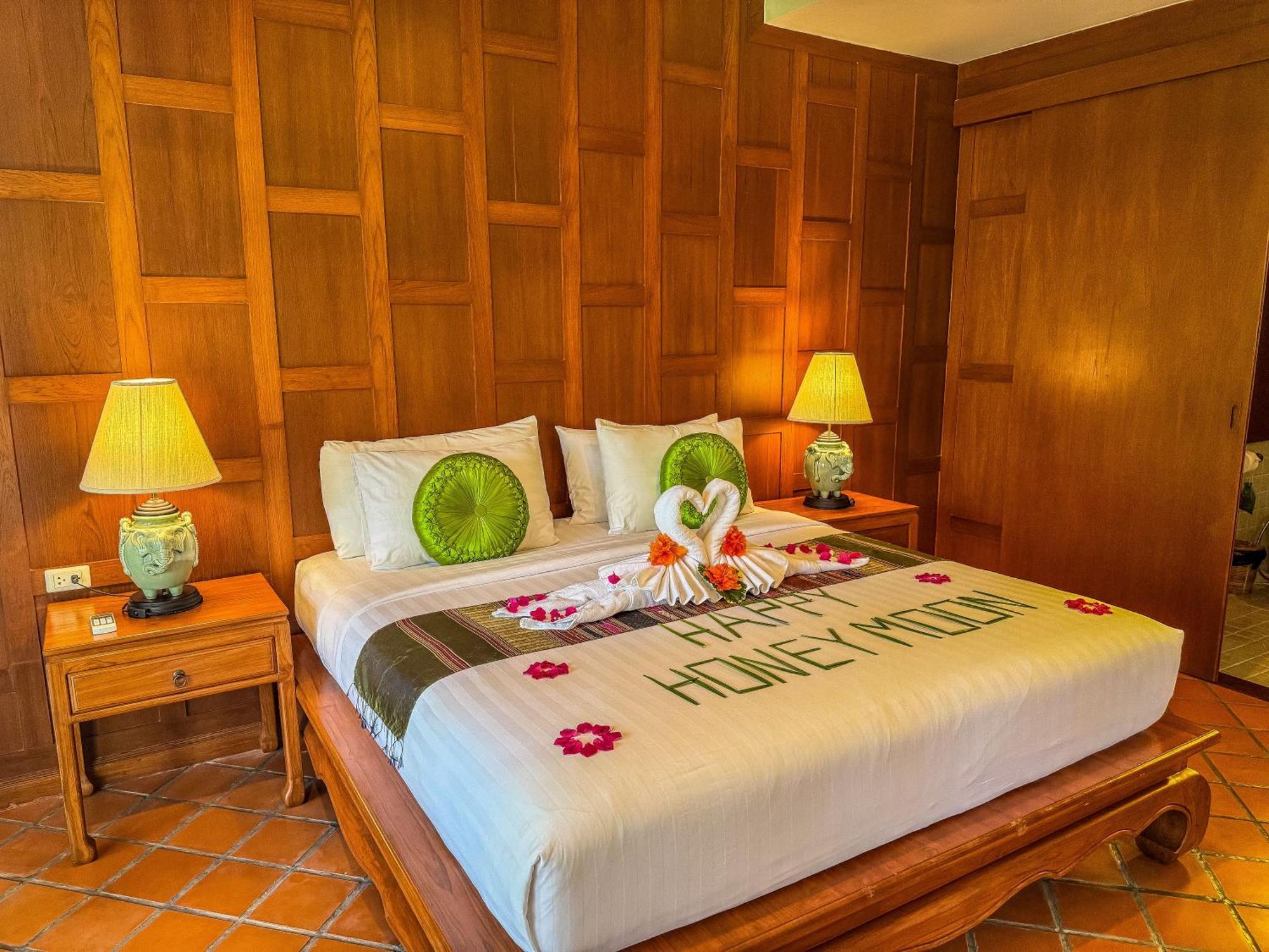 Baan Thai Lanta Resort 4*