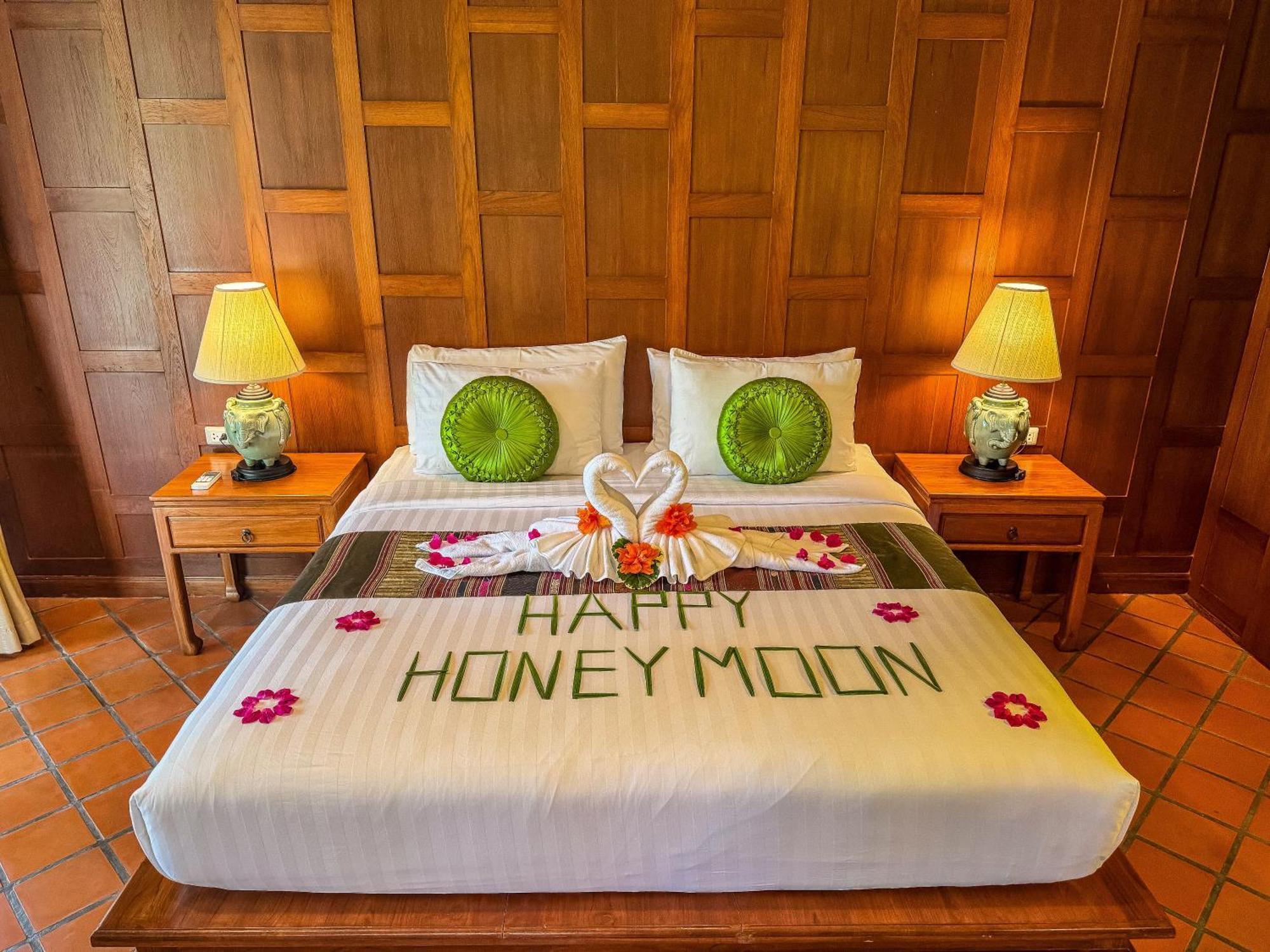 אתר נופש Baan Thai Lanta 4*